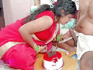 Sasur Ji Ne Bahu Ko Anniversary Par Choda, Stepfather-in-law Fucked Stepdaughter-in-law After Scarring Cake On Wedding Anniversary